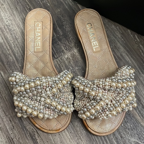 Chanel mule ivory sandals - Picture 2 of 6